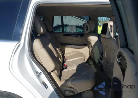 2016 Mercedes-Benz Gl 450 4Matic z USA, uszkodzony, nr VIN 4JGDF6EE1GA664878